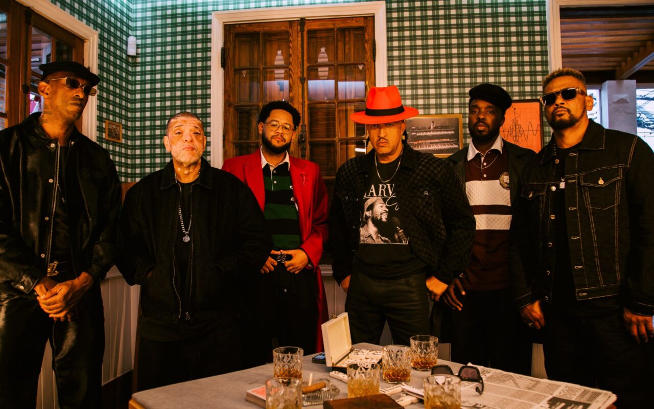 Emicida compara Racionais a Pelé, critica rappers conservadores e lamenta exposição da vida pessoal