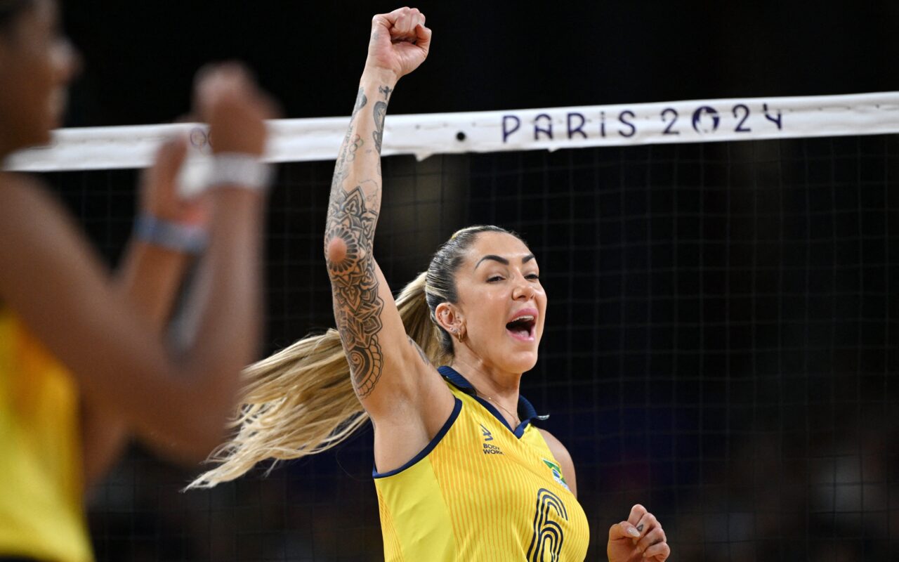 Sesc Mogi promove aula de vôlei com a central bicampeã olímpica Thaisa; saiba mais