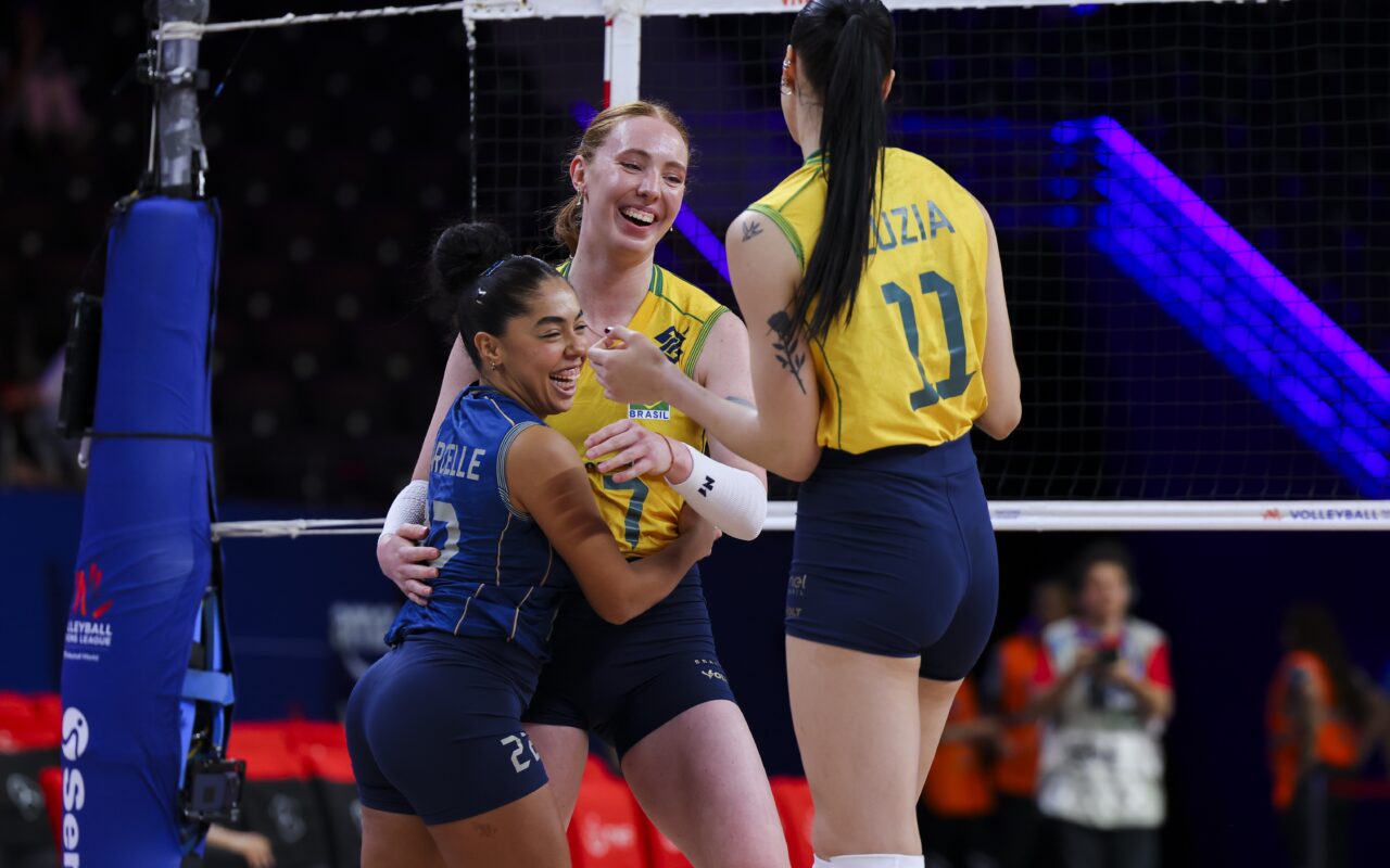 Jovens assumem protagonismo com desfalques da seleção na VNL, e Zé Roberto elogia nova geração