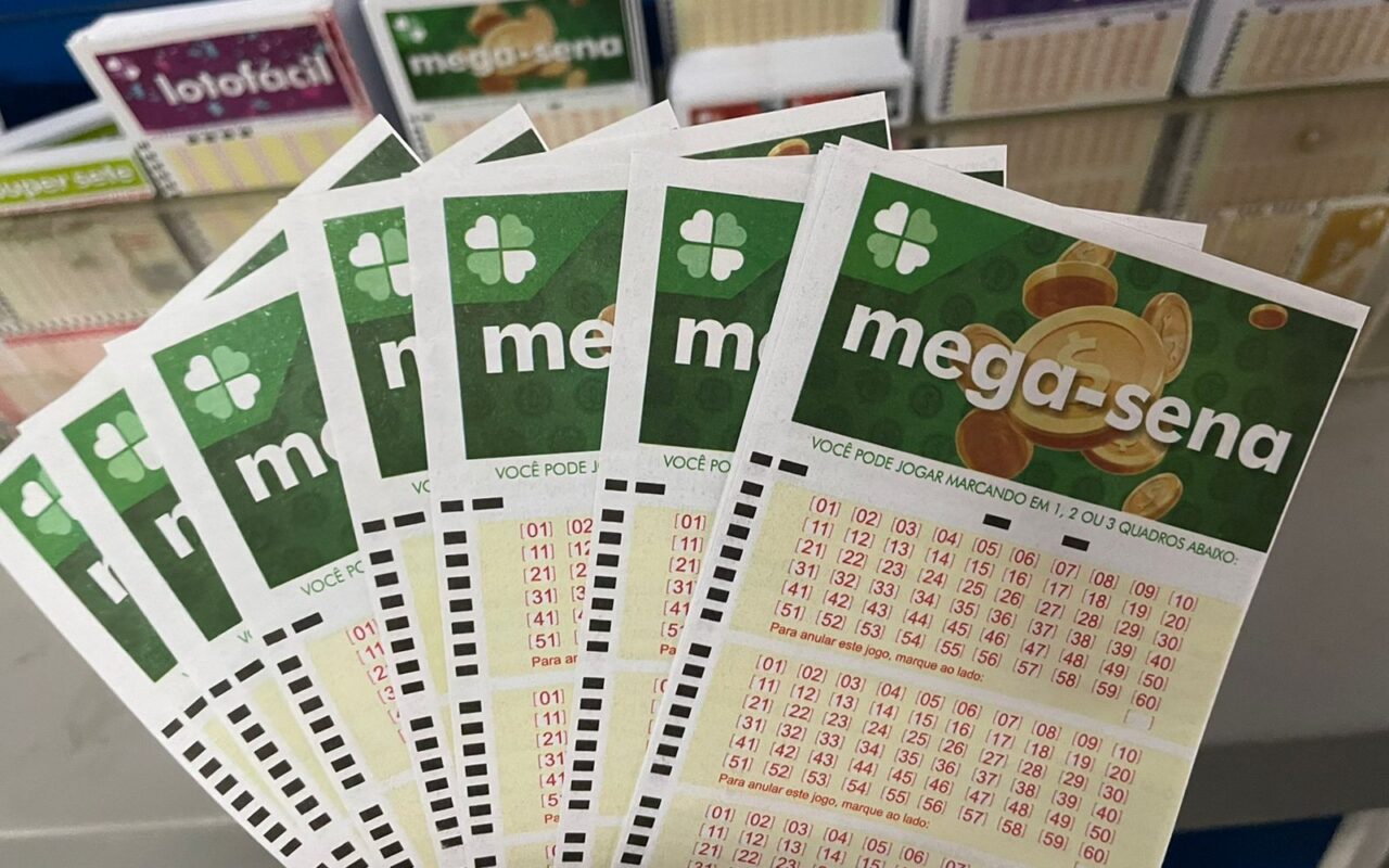 Mega-Sena pode pagar R$ 25 milhões nesta quinta-feira; g1 transmite ao vivo